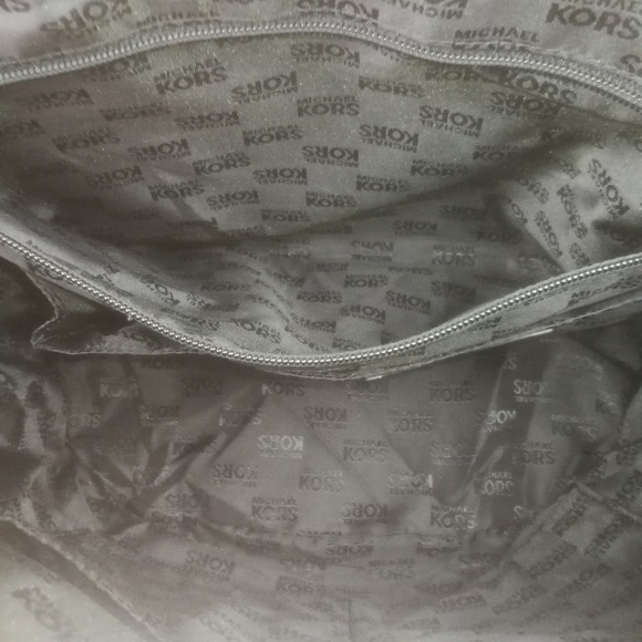 Michael Kors Jet Set Tote  Signature Jacquard - Picture 7 of 8